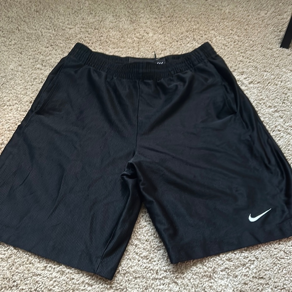 Nike Men’s Black basketball‎ shorts size M